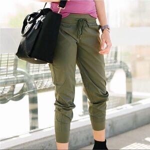 Women's zyia trail olive Jogger Pants